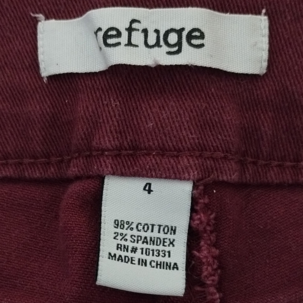 Refuge Women's Size 4 Pre-Distressed Burgundy Skinny Jeans - Picture 2 of 8